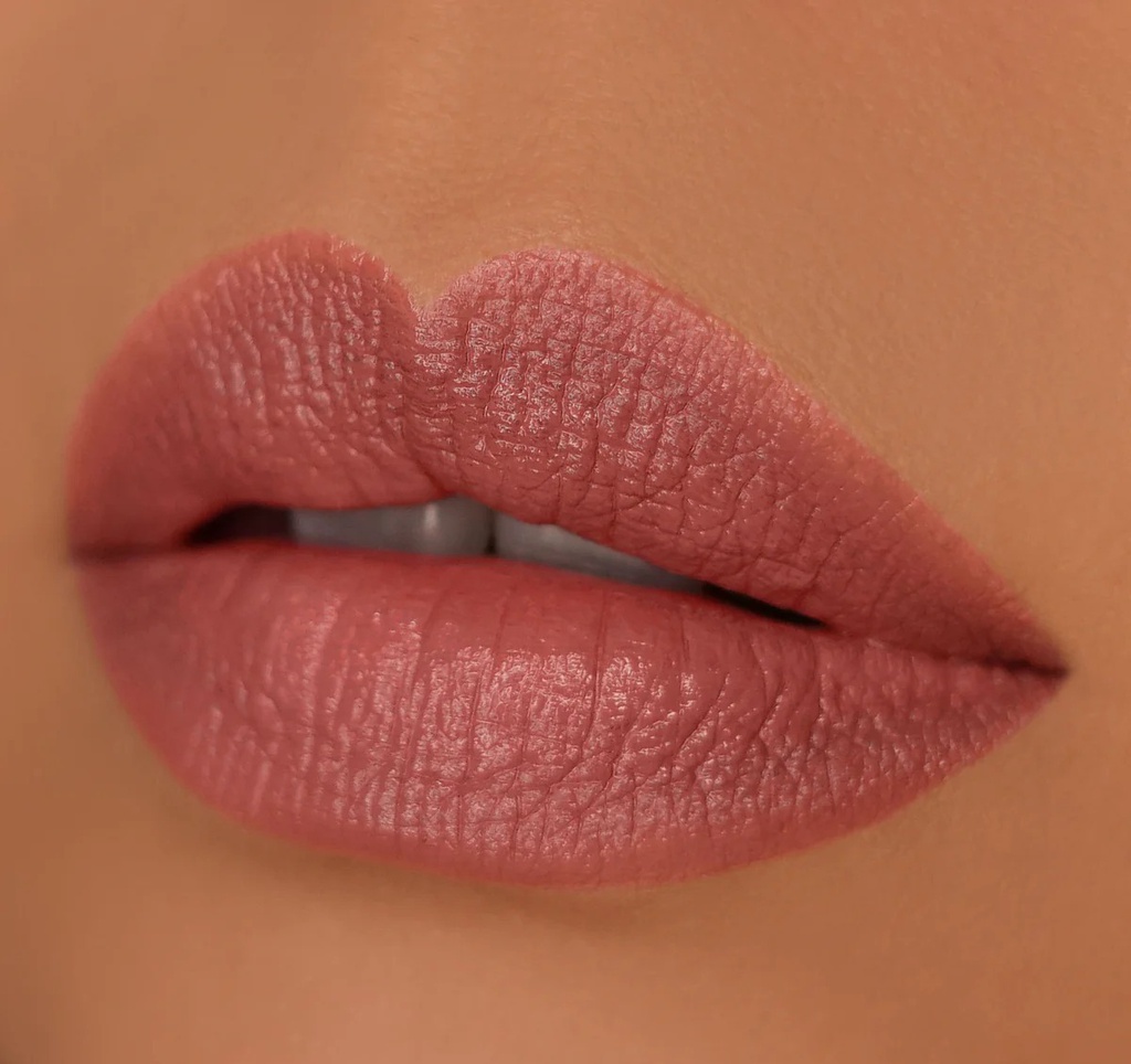 Moira LIP GODDESS LIPSTICK (001, ADORE)