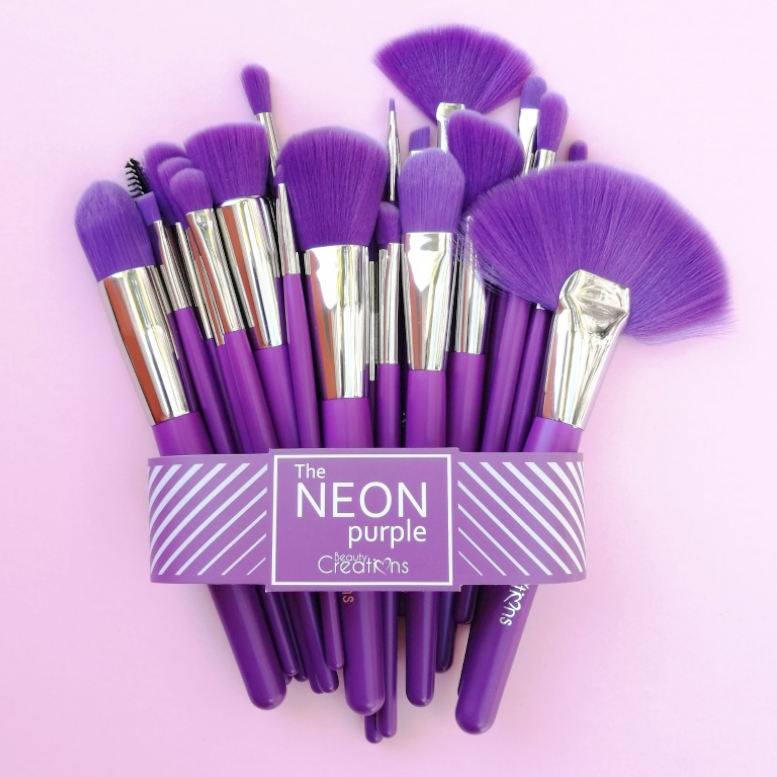 BEAUTY CREATIONS JUEGO DE BROCHAS DE 24 PIEZAS THE NEON PURPLE