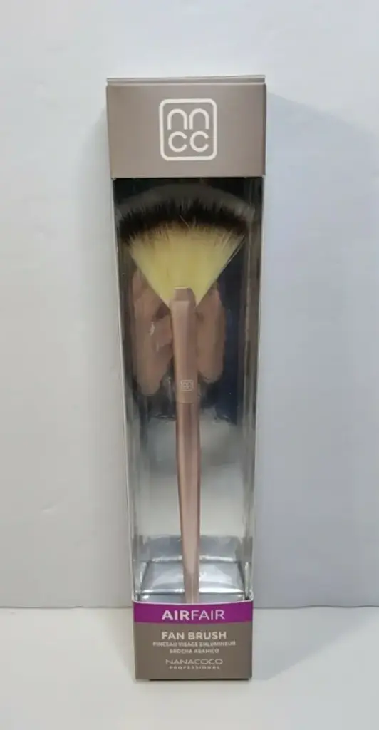 FAN BRUSH NANACOCO BROCHA ABANICO