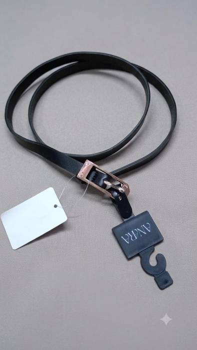 ANARA FAJA DELGADA HEBILLA RECTANGULAR